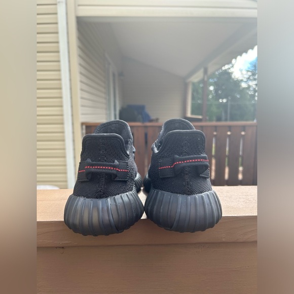 Adidas Yeezy Boost 350 - Picture 5 of 11